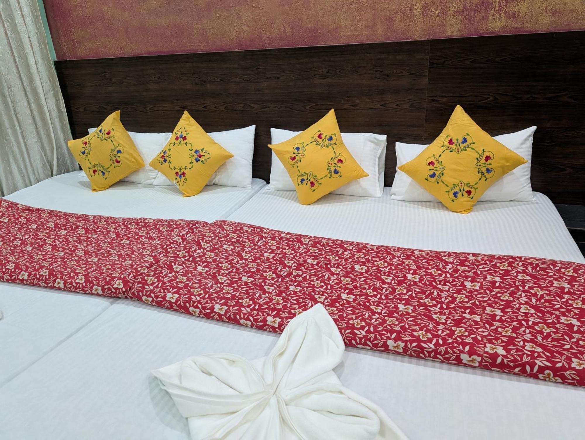 Rangamati Garden Resort Shanti Niketan Phòng bức ảnh