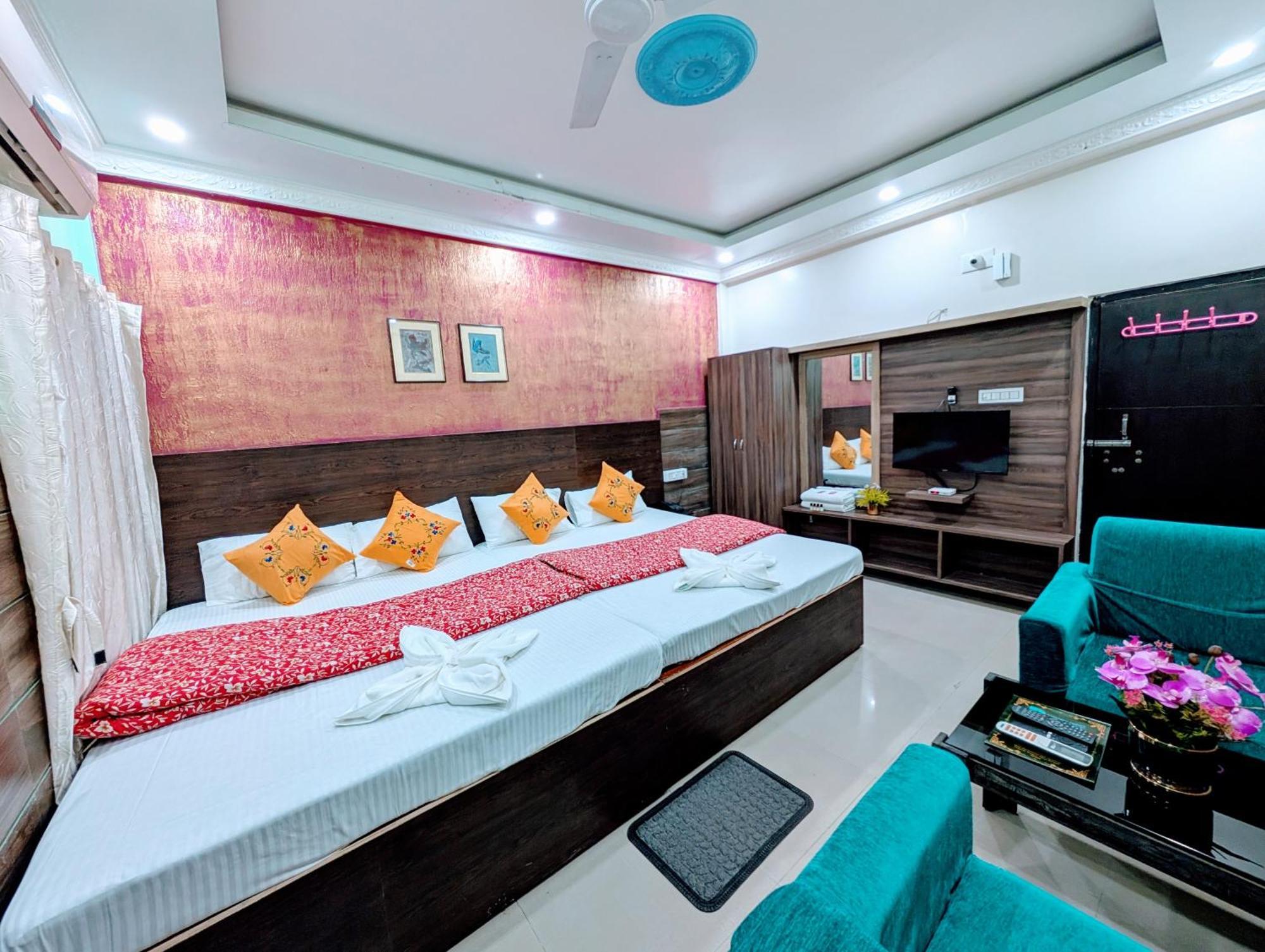 Rangamati Garden Resort Shanti Niketan Phòng bức ảnh